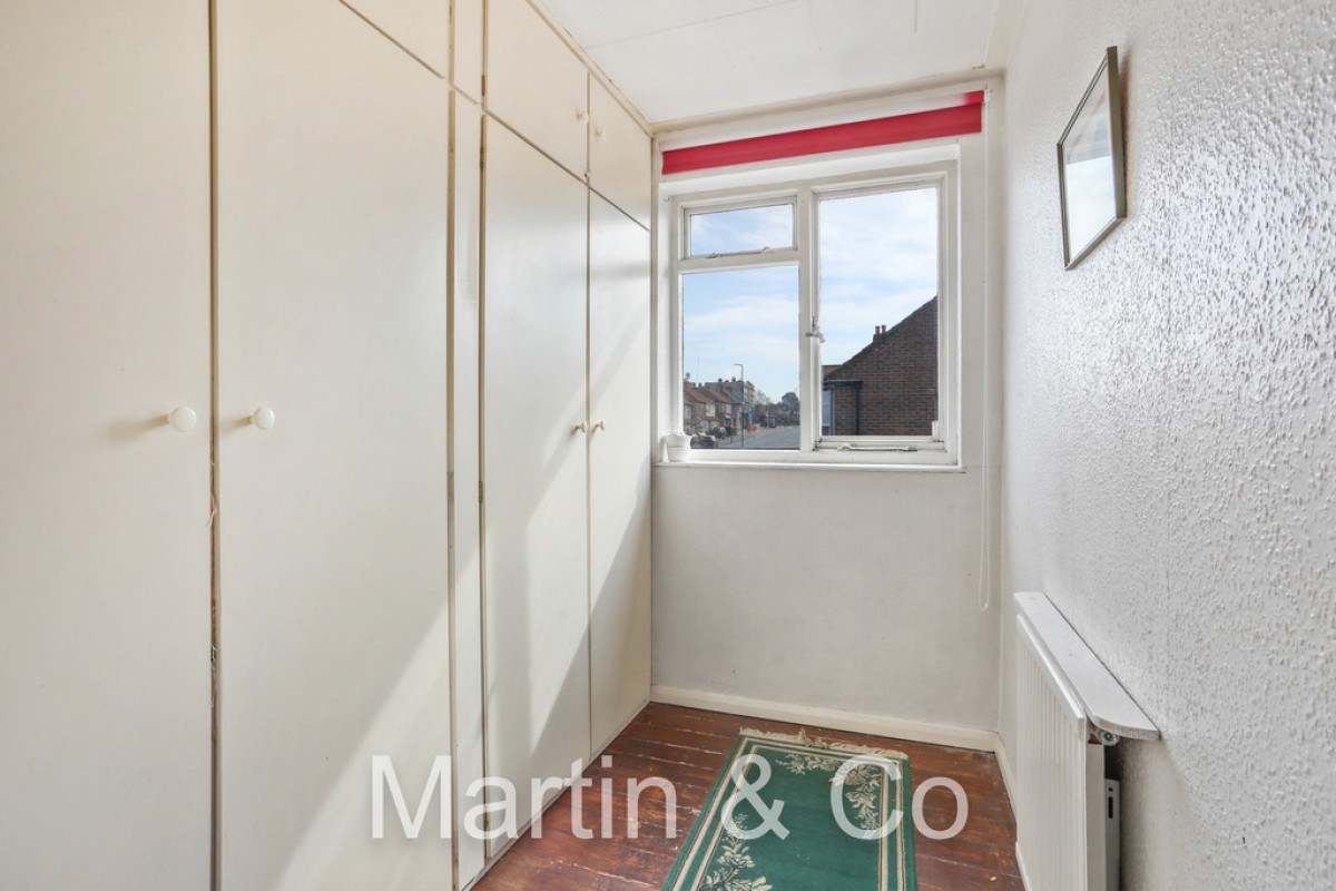 Lingfield Road, Worcester Park, KT4