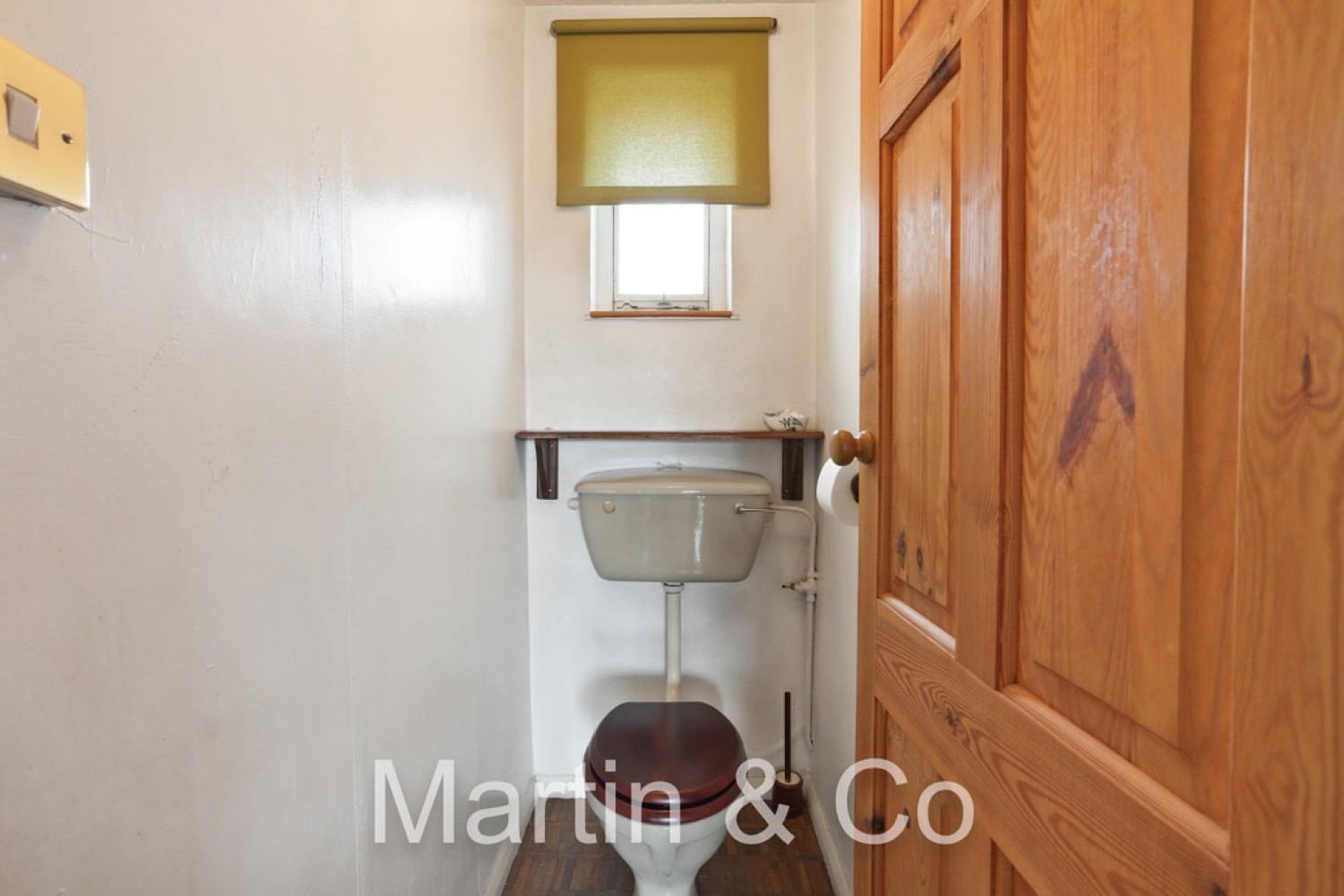 3 bedroom House for Sale Lingfield Road, Worcester Park, KT4