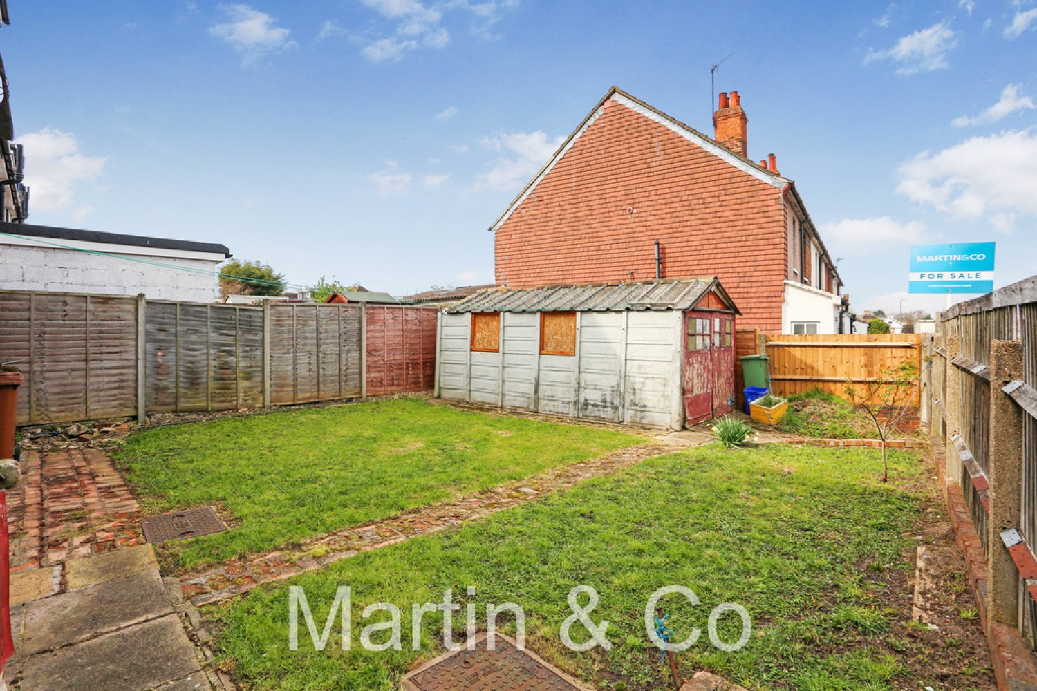 3 bedroom House for Sale Lingfield Road, Worcester Park, KT4