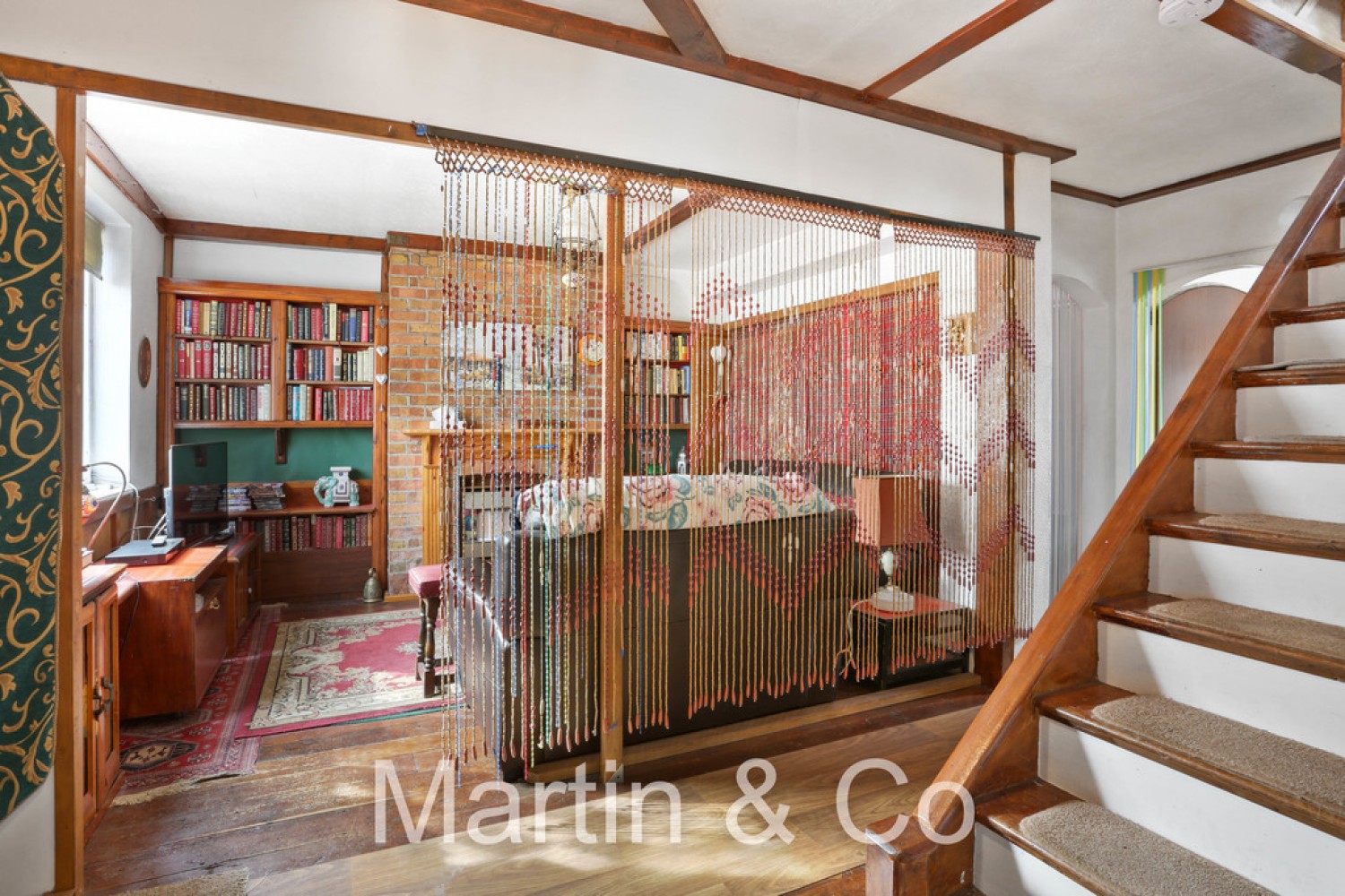 3 bedroom House for Sale Lingfield Road, Worcester Park, KT4