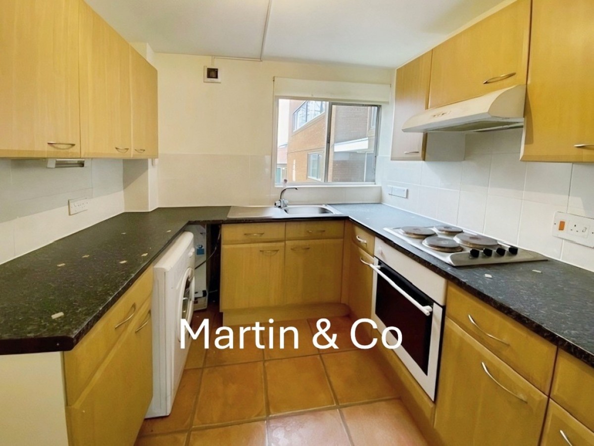 Grove Road, Sutton, SM1