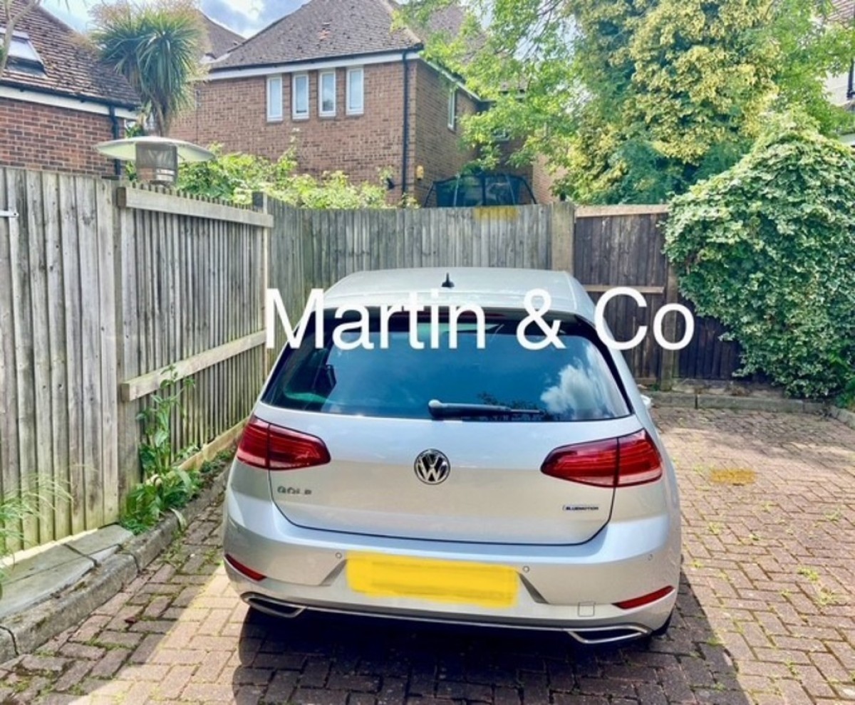 Ash Road, Sutton, Cheam, SM3