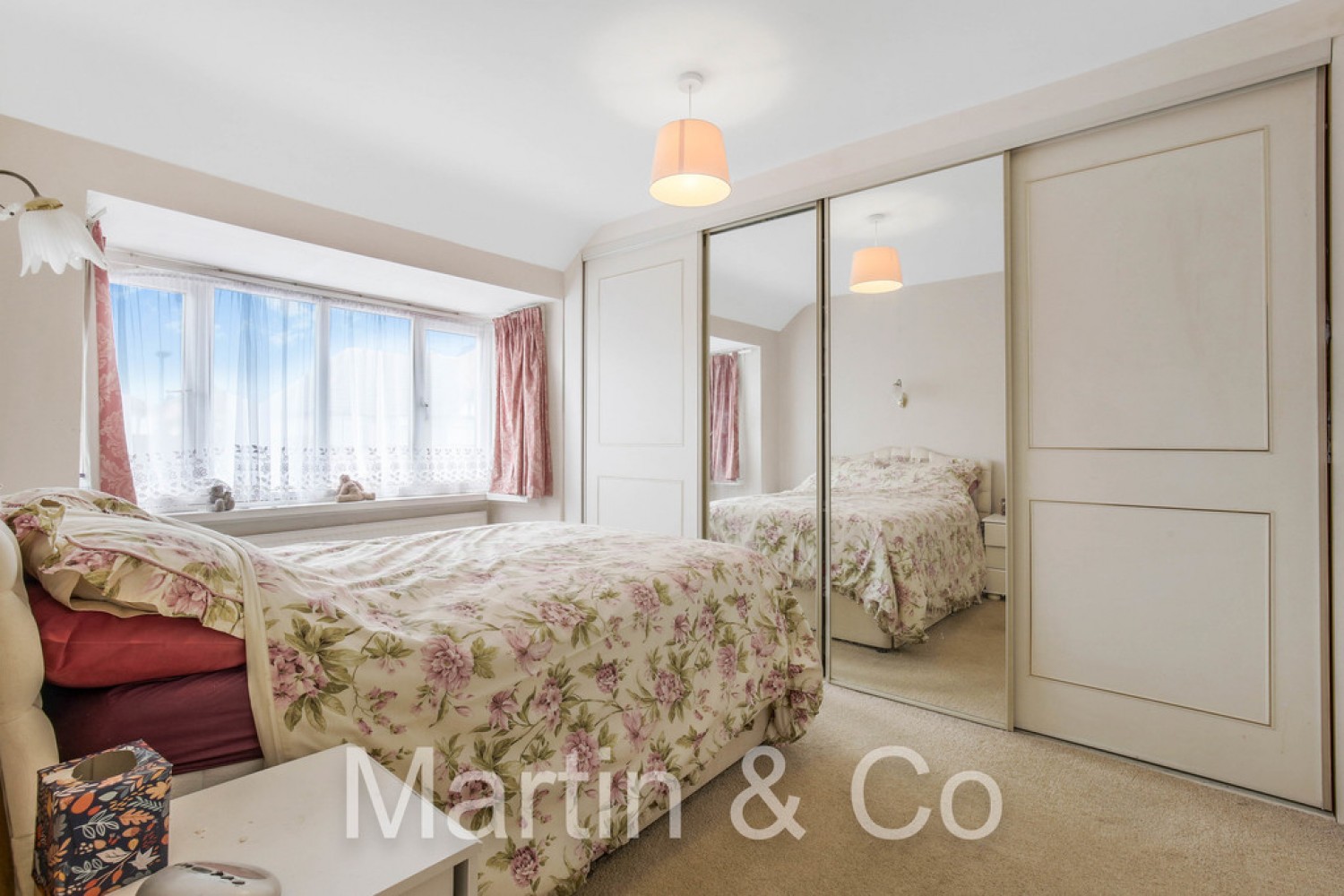 3 bedroom House for Sale Ash Road, Sutton, Cheam, SM3