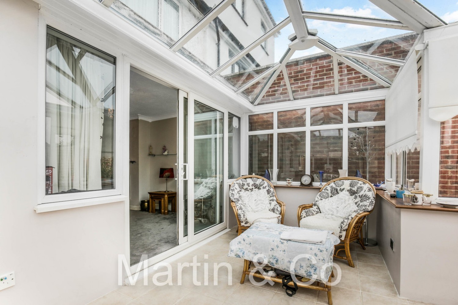 3 bedroom House for Sale Ash Road, Sutton, Cheam, SM3