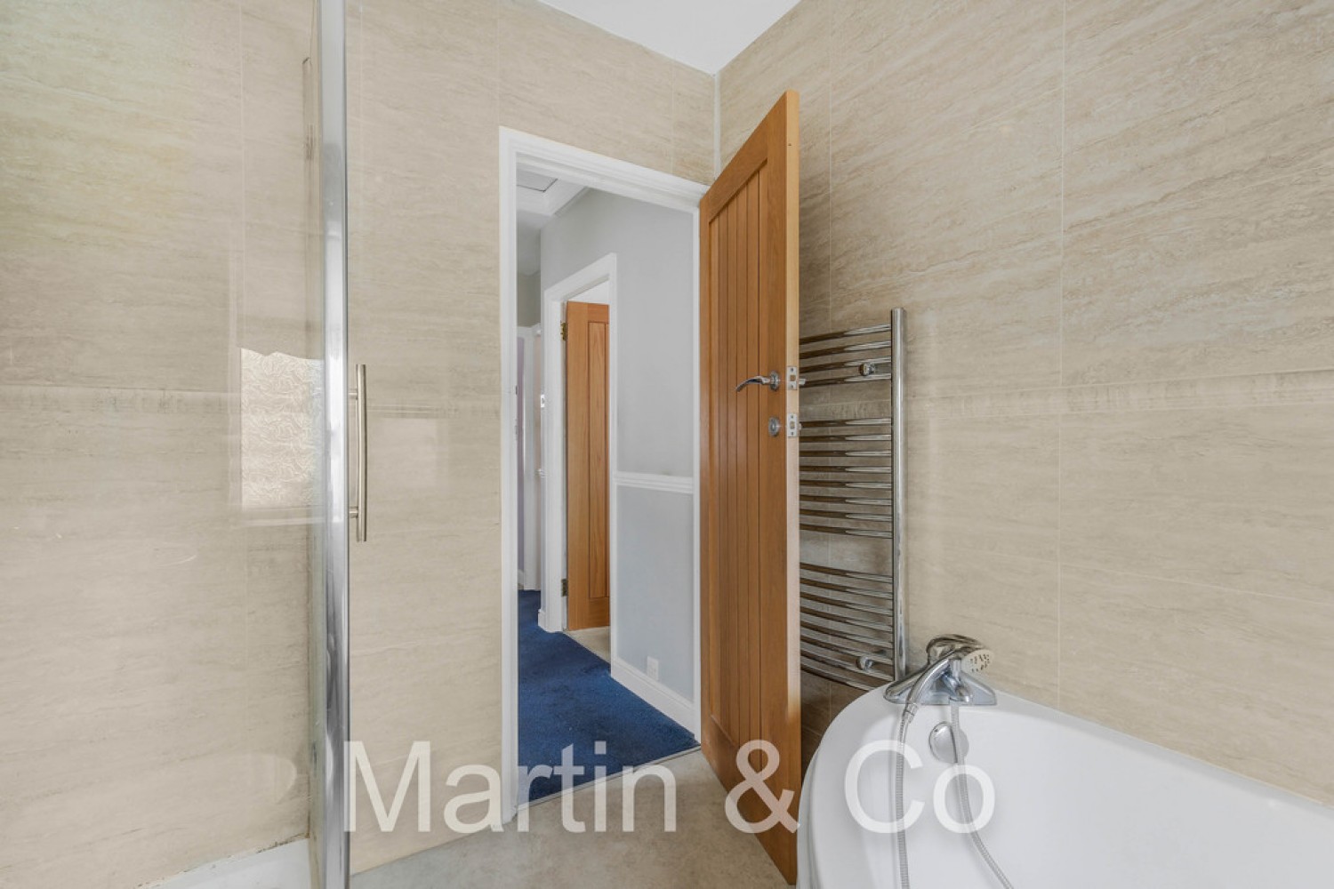3 bedroom House for Sale Ash Road, Sutton, Cheam, SM3