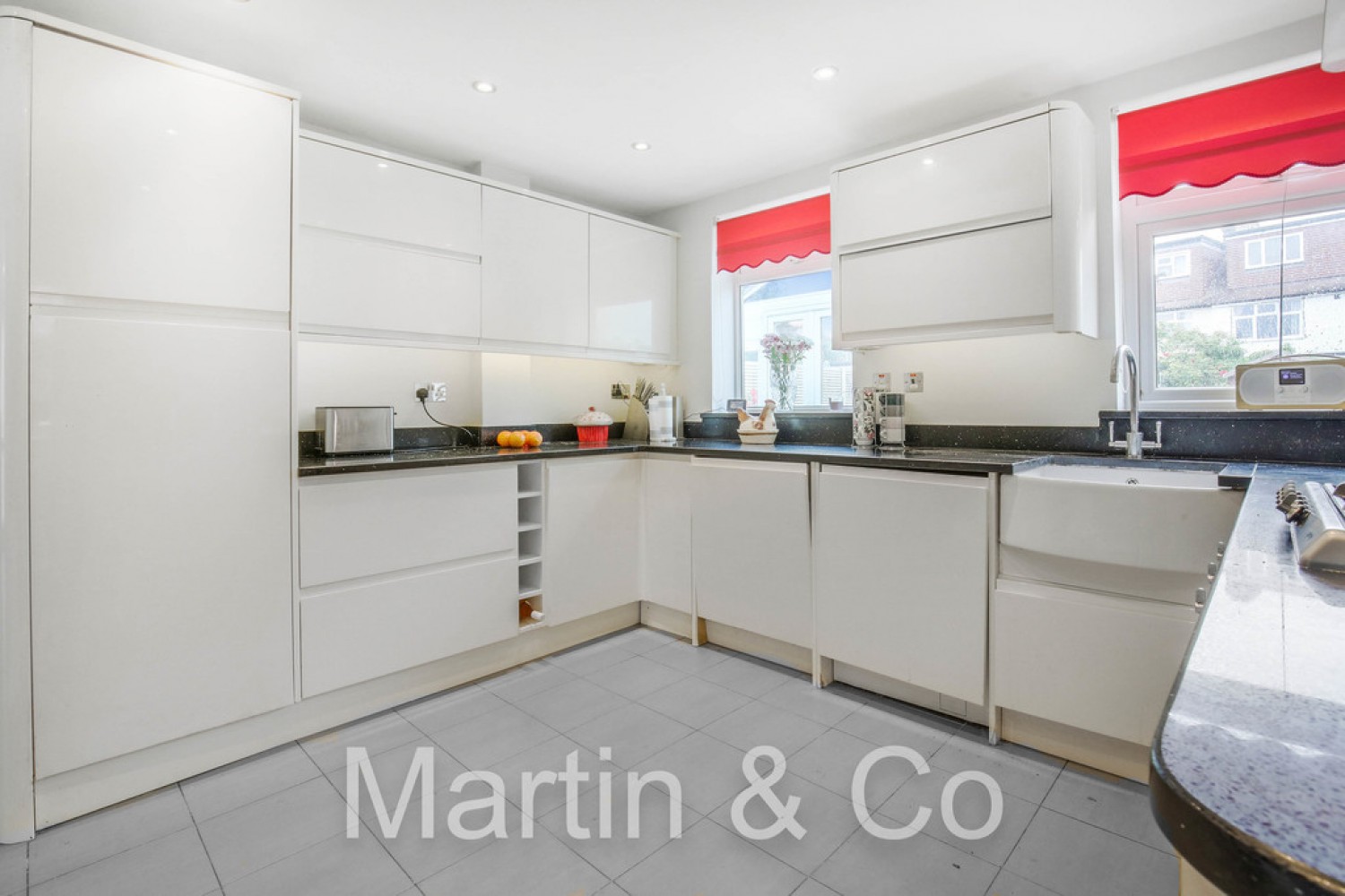3 bedroom House for Sale Ash Road, Sutton, Cheam, SM3