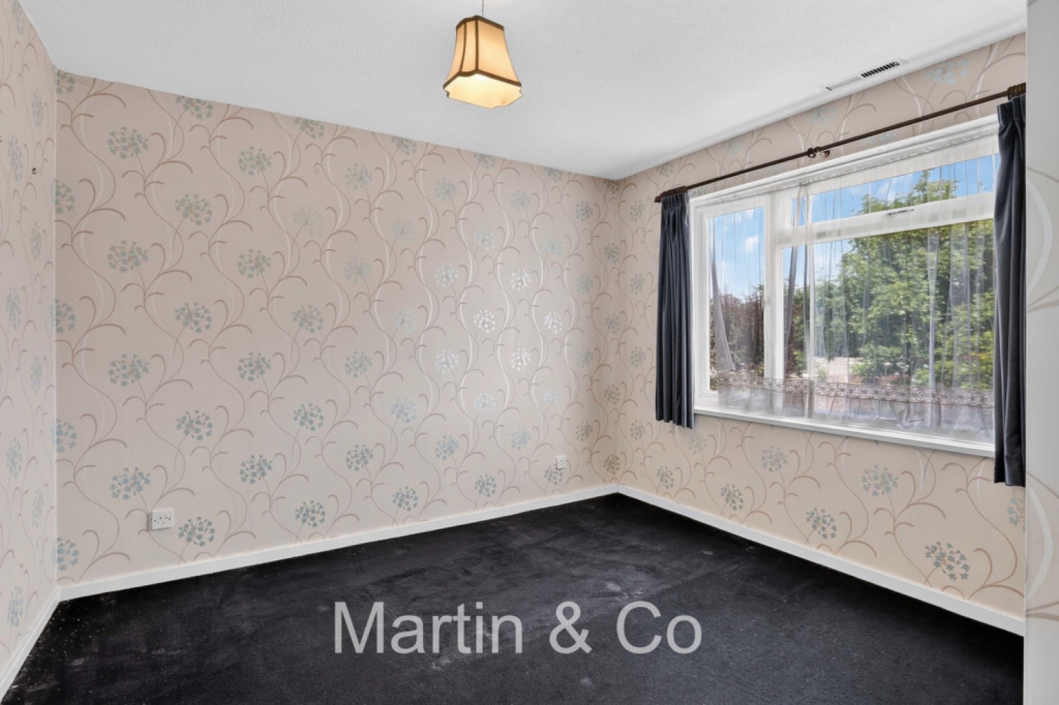 4 bedroom House for Sale Leslie Gardens, Sutton, SM2