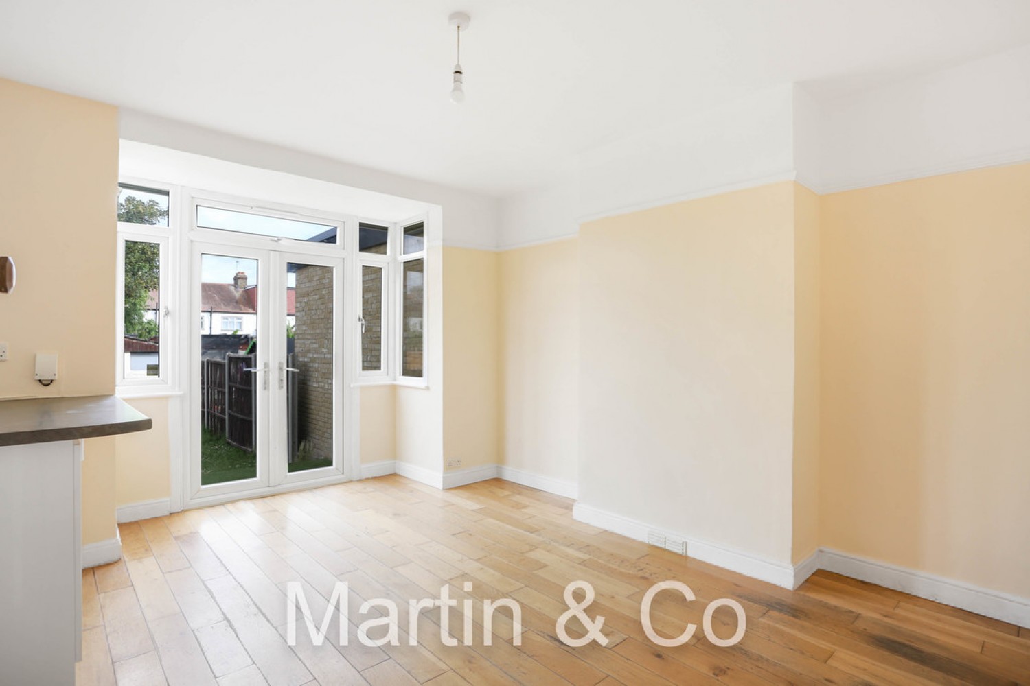 3 bedroom House for Sale Chatsworth Road, Sutton, Cheam, SM3 SM3
