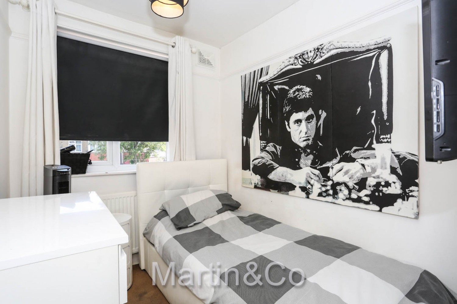 3 bedroom House for Sale Chatsworth Road, Sutton, Cheam, SM3 SM3