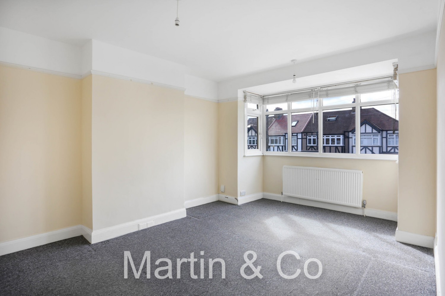 3 bedroom House for Sale Chatsworth Road, Sutton, Cheam, SM3 SM3