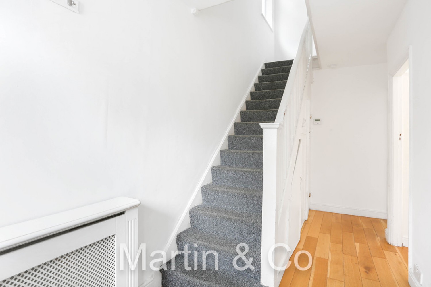 3 bedroom House for Sale Chatsworth Road, Sutton, Cheam, SM3 SM3