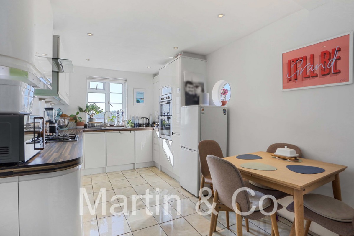 Bushey Road, Raynes Park, SW20