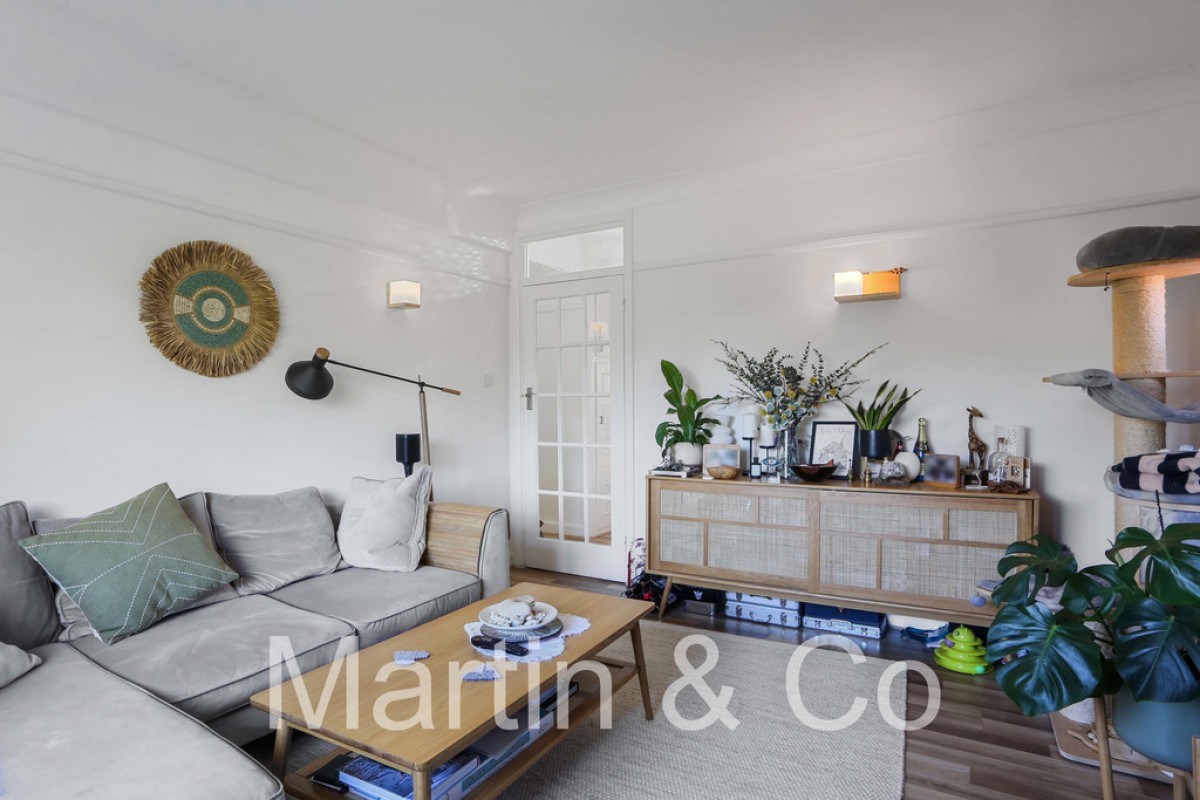 Bushey Road, Raynes Park, SW20