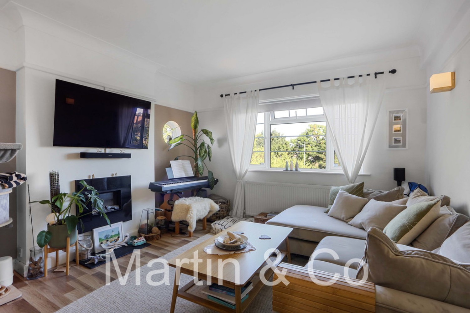 Bushey Road, Raynes Park, SW20