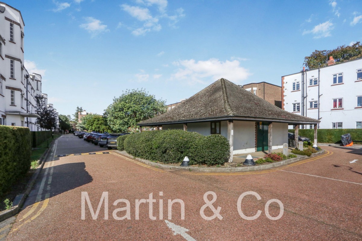 Bushey Road, Raynes Park, SW20