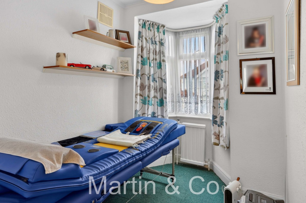 Burleigh Road, Sutton, Cheam, SM3