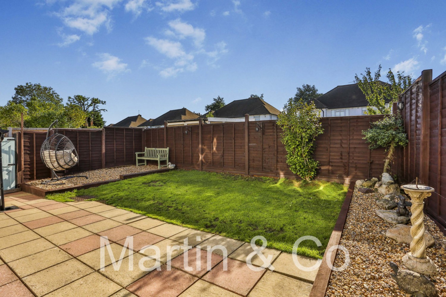 2 bedroom Flat for Sale Dudley Drive, Morden, SM4