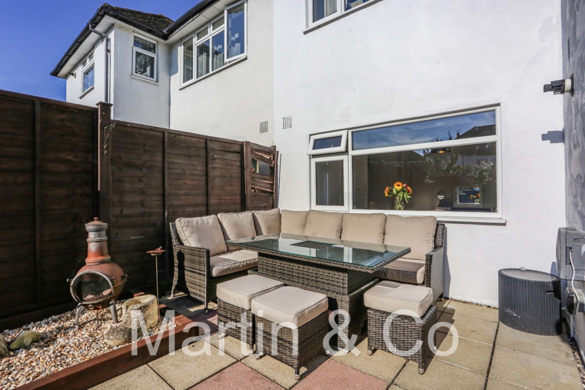 Dudley Drive, Morden, SM4