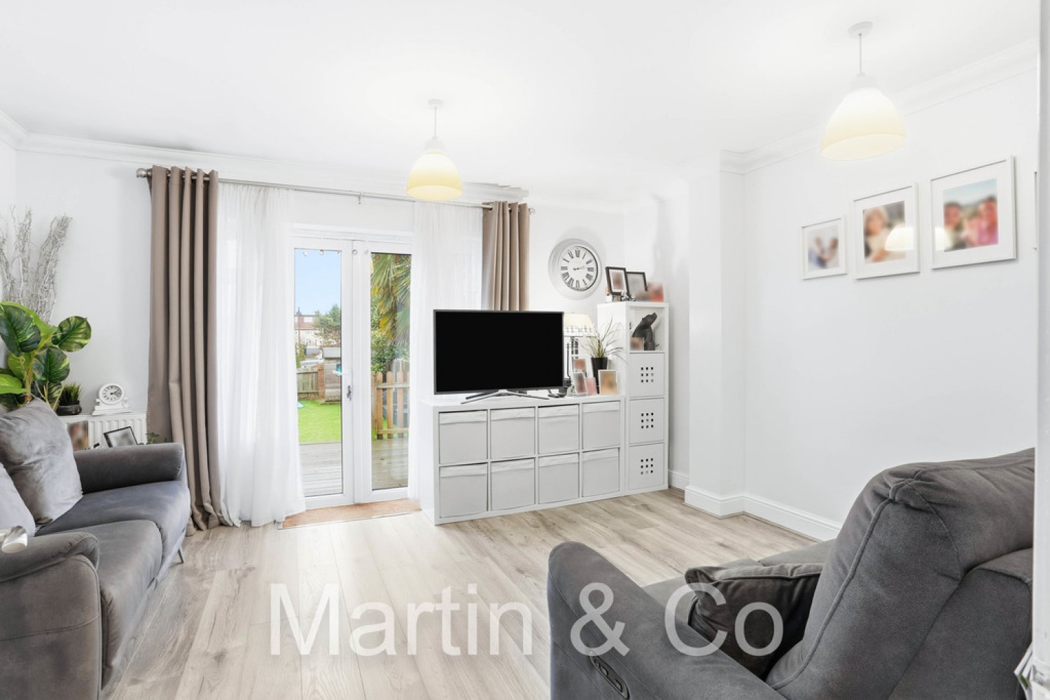 Woodstock Rise, Sutton, SM3