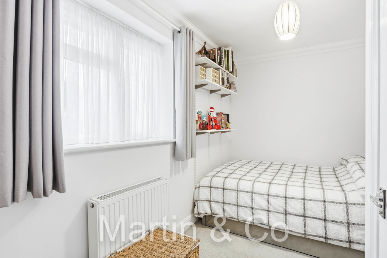 Woodstock Rise, Sutton, SM3