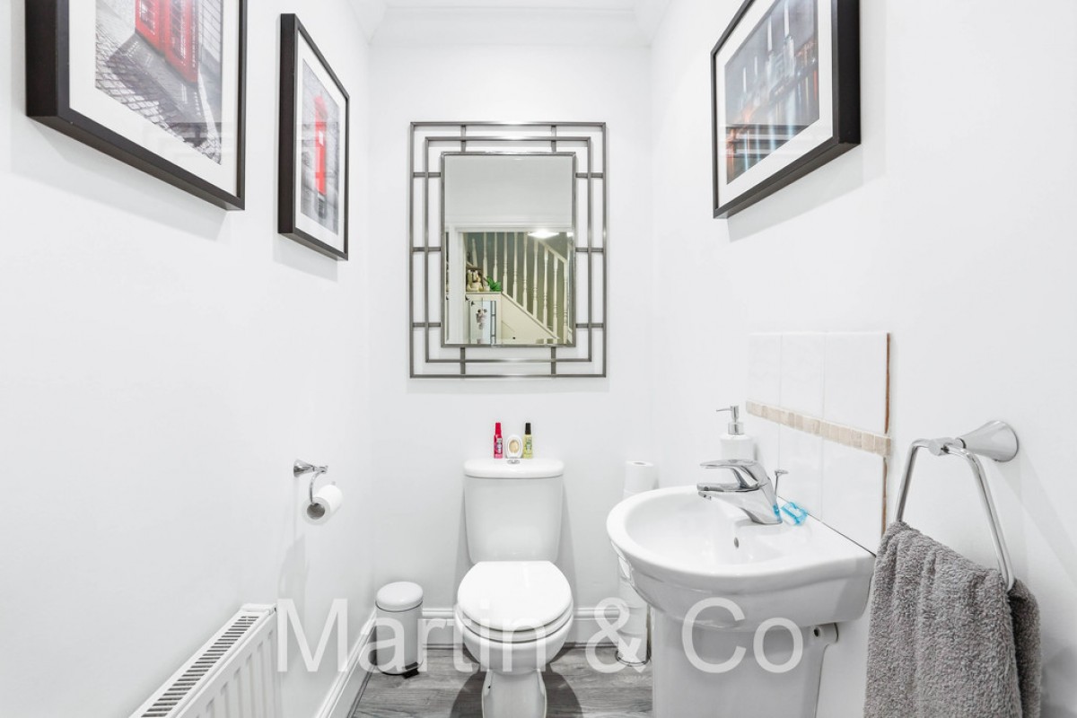 Woodstock Rise, Sutton, SM3