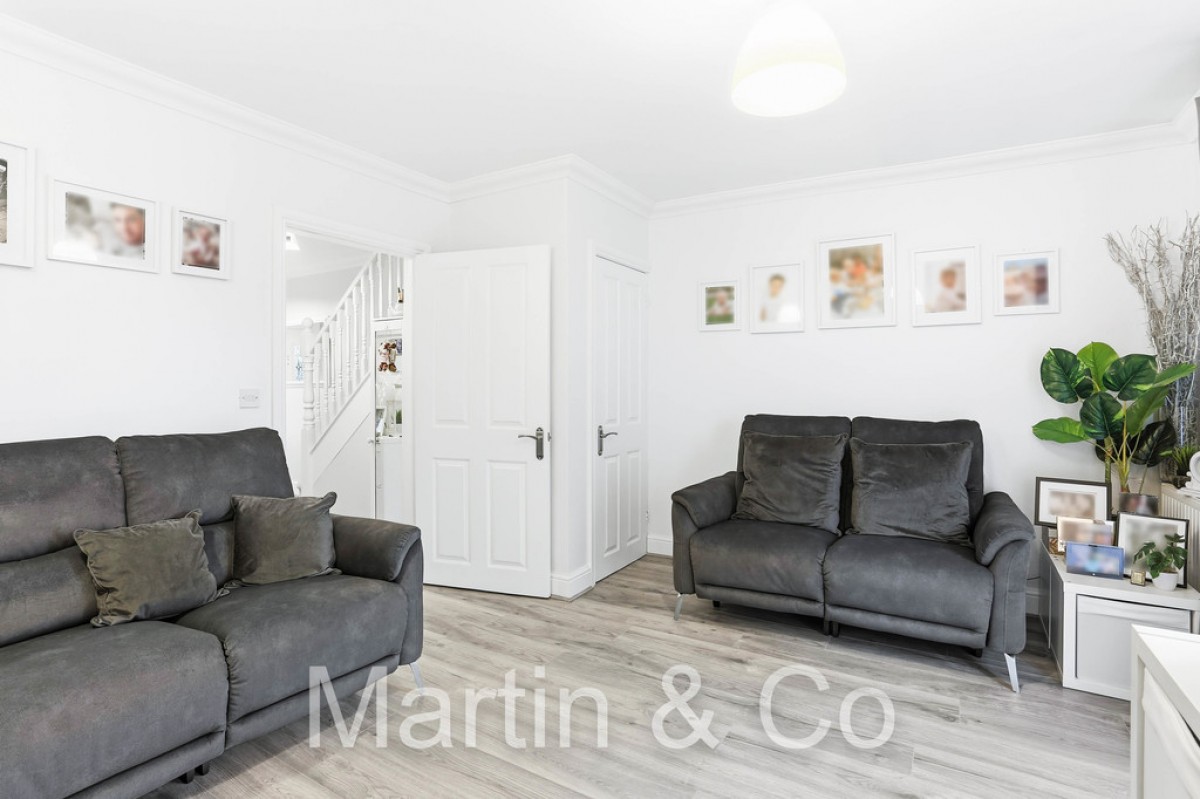 Woodstock Rise, Sutton, SM3