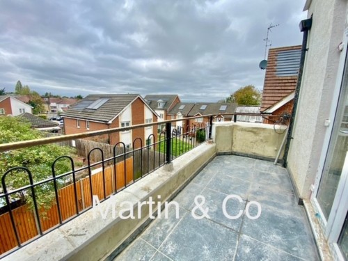 North Cheam, KT4