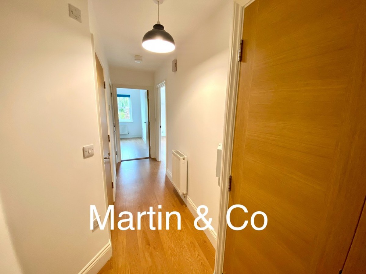 The Parade, Epsom, KT18