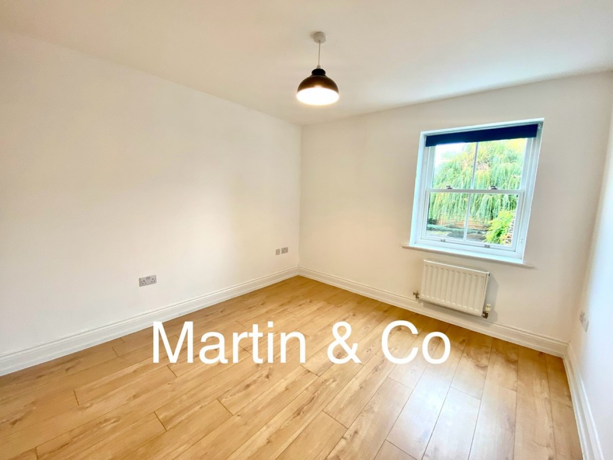 The Parade, Epsom, KT18