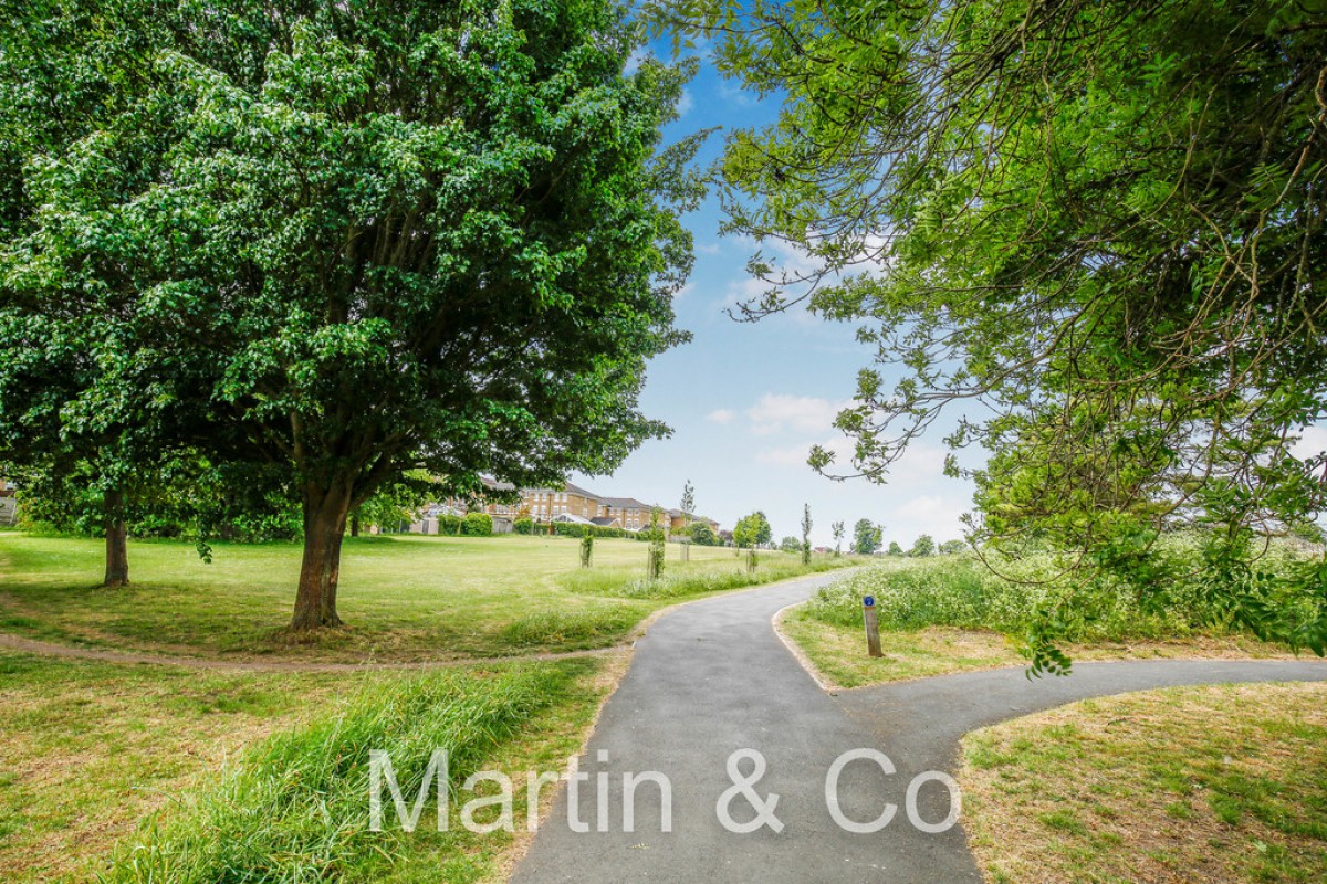 Chipstead Close, Sutton, SM2