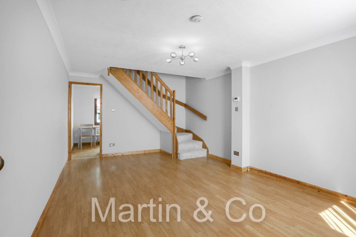 Connaught Gardens, Morden, SM4