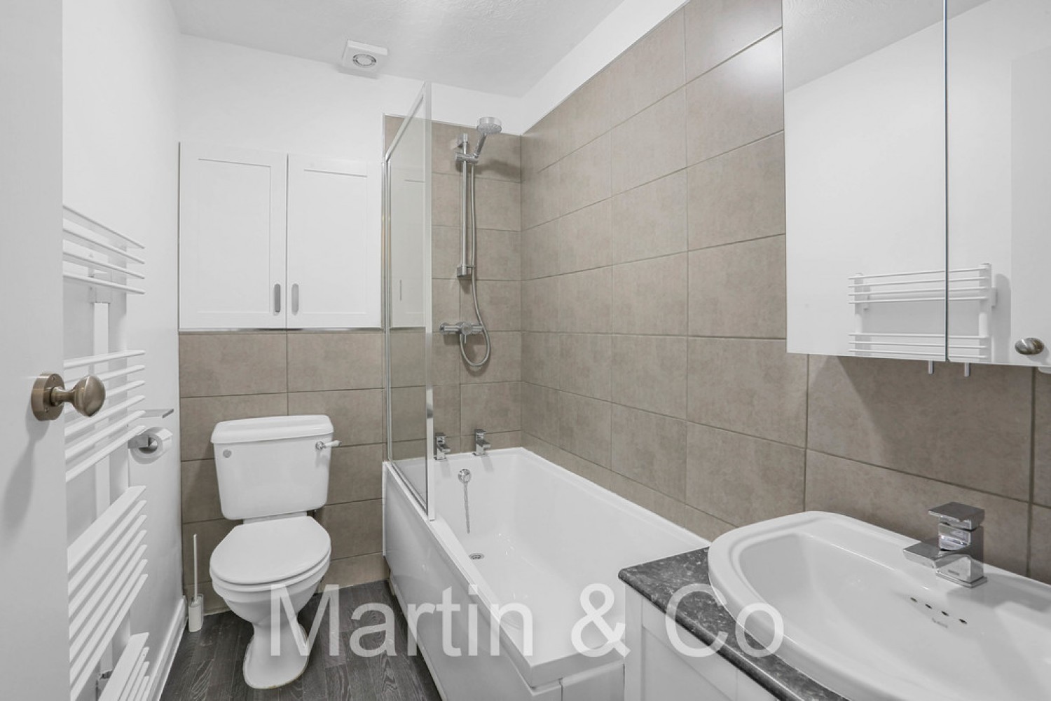 2 bedroom House for Letting Connaught Gardens, Morden, SM4