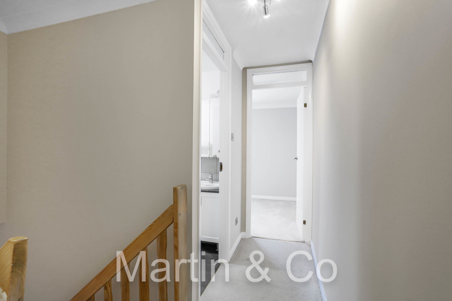 2 bedroom House for Letting Connaught Gardens, Morden, SM4