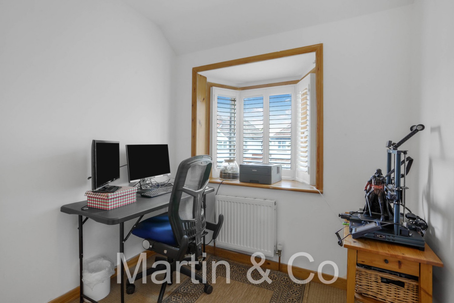 4 bedroom House for Sale Ash Road, Sutton, Cheam, SM3
