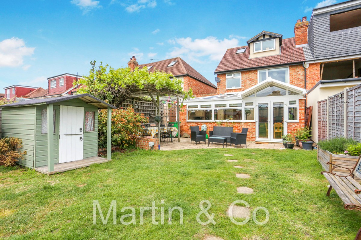 Ash Road, Sutton, Cheam, SM3