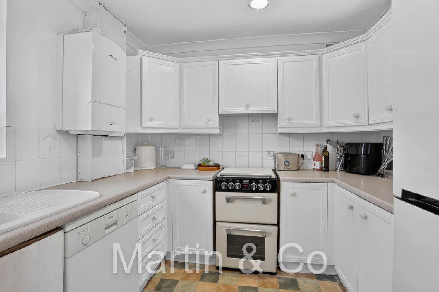 4 bedroom House for Sale Morley Road, Sutton, SM3