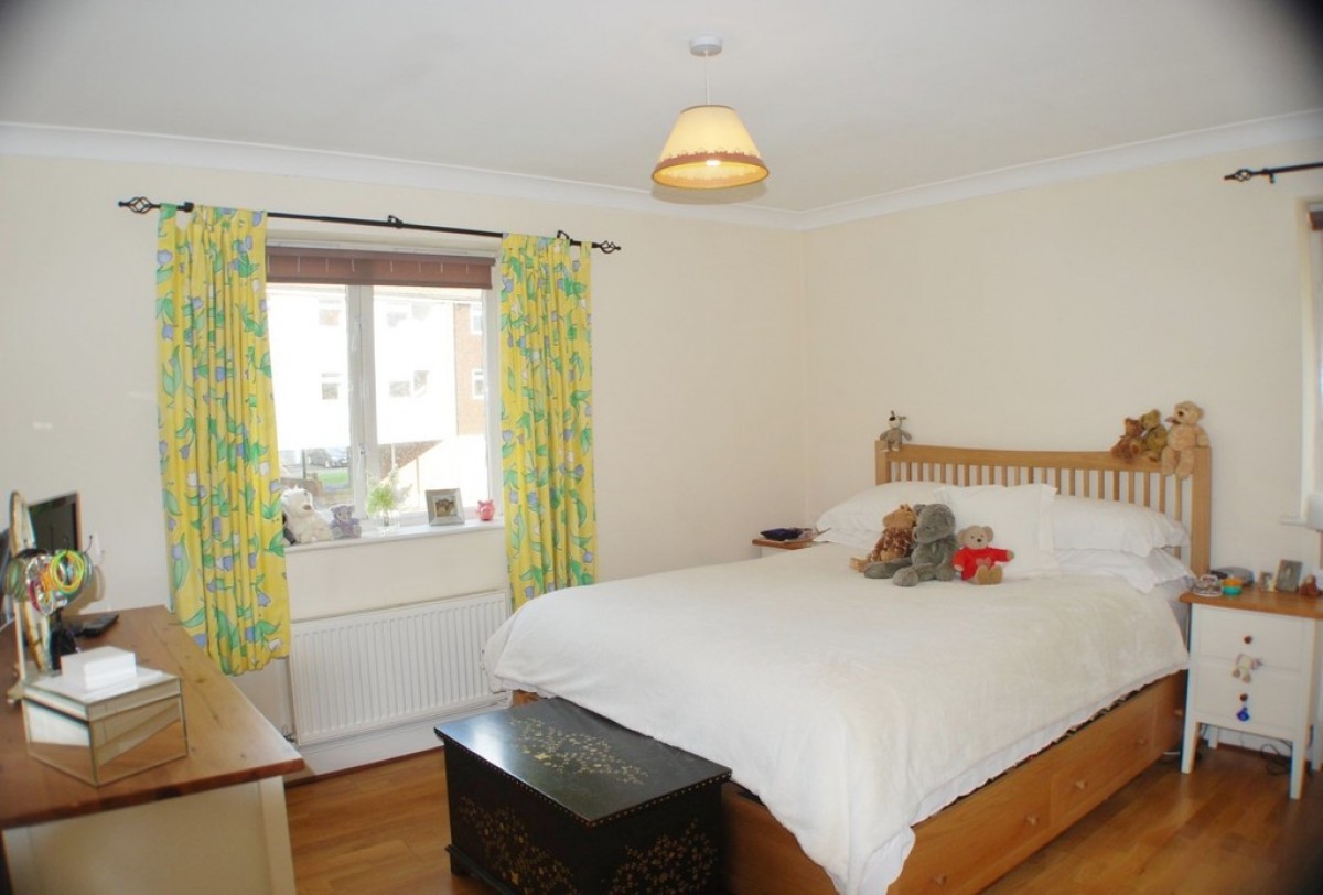 The Lyons, Tonbridge