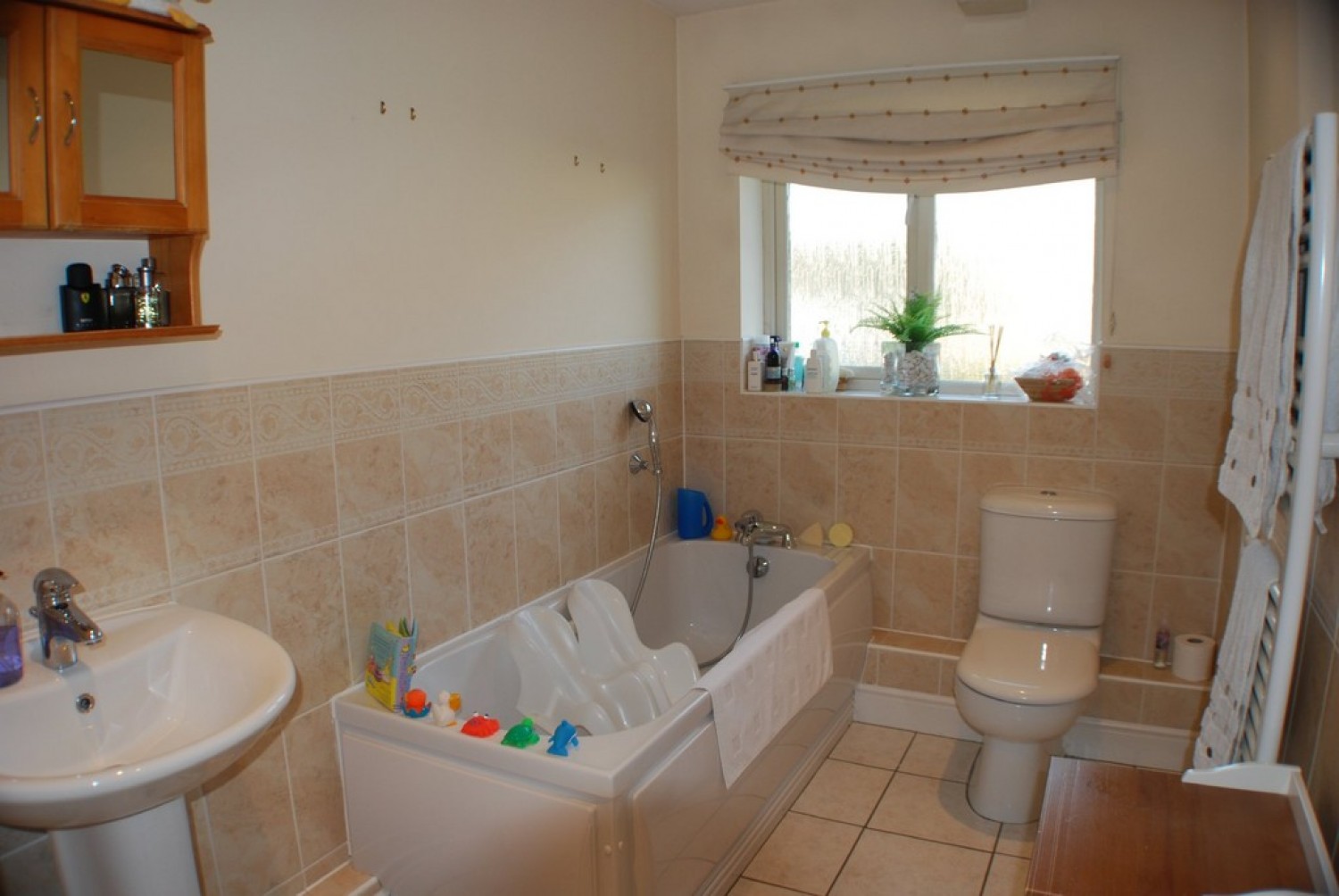 2 bedroom Flat for Letting The Lyons, Tonbridge
