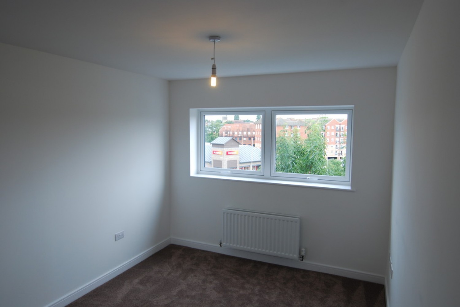 2 bedroom Flat for Letting Sovereign Way, Tonbridge