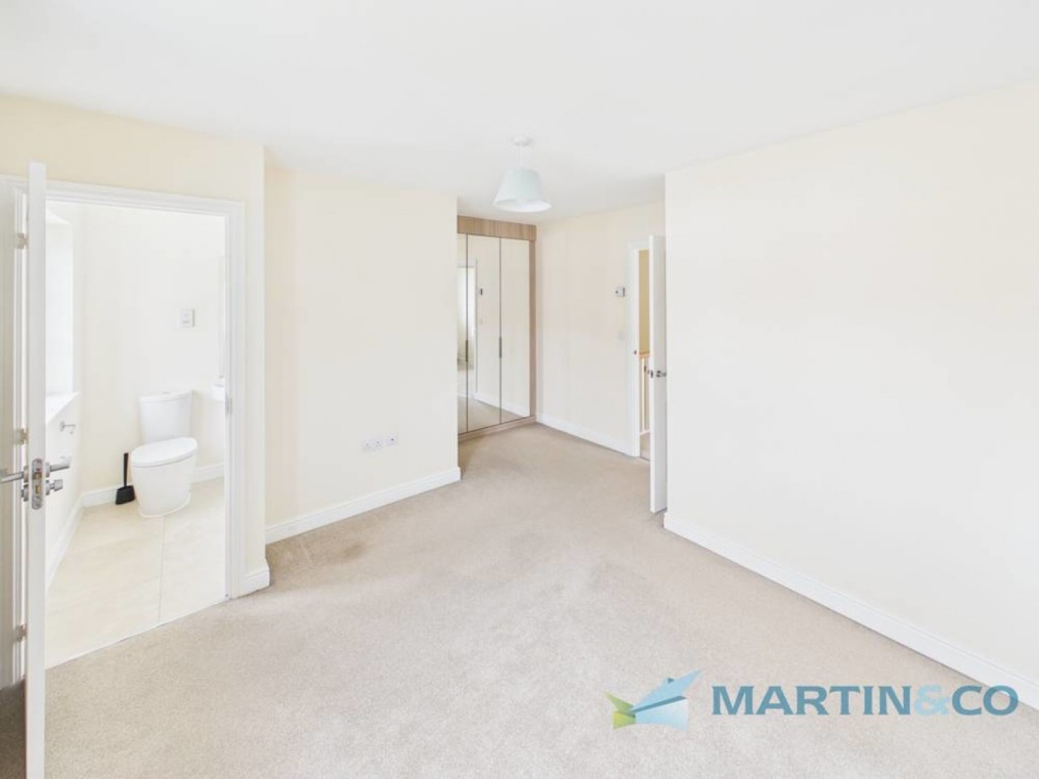 3 bedroom House for Letting Thiepval Drive, Somerhill Green