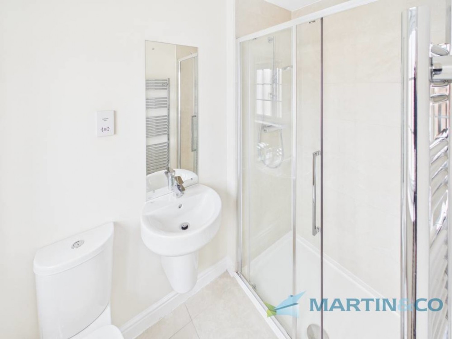 3 bedroom House for Letting Thiepval Drive, Somerhill Green