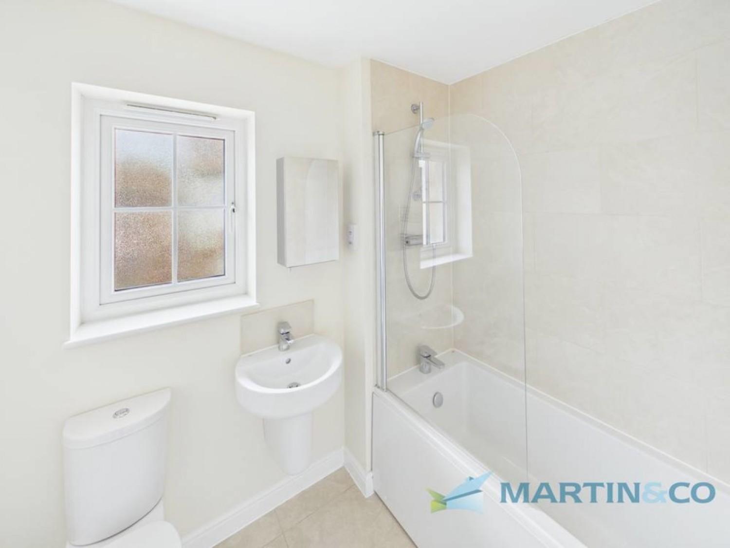 3 bedroom House for Letting Thiepval Drive, Somerhill Green