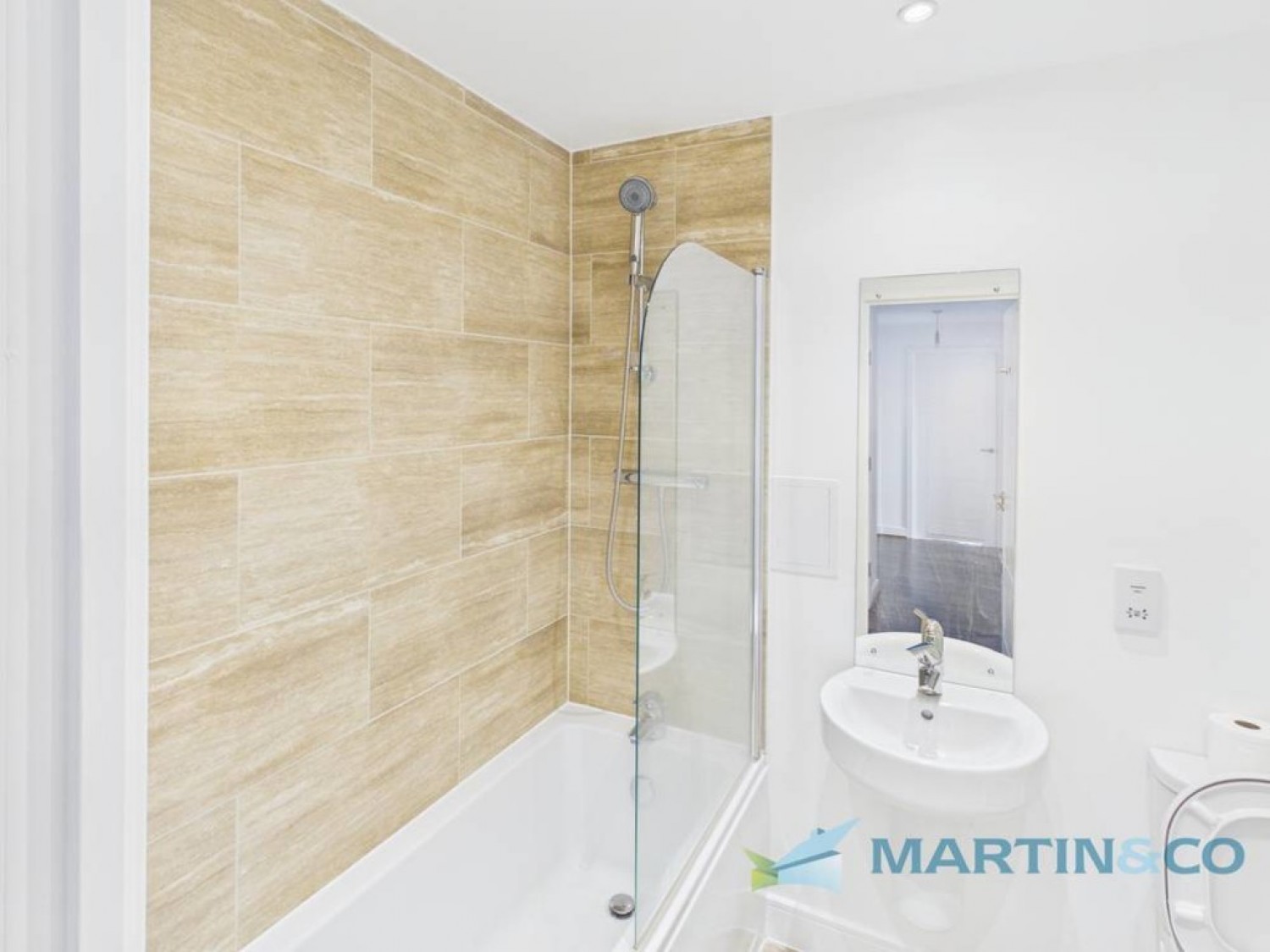 2 bedroom Flat for Letting Sovereign Way, Tonbridge