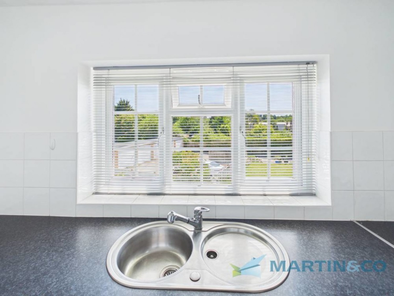 2 bedroom Flat for Letting Cramptons Road, Sevenoaks