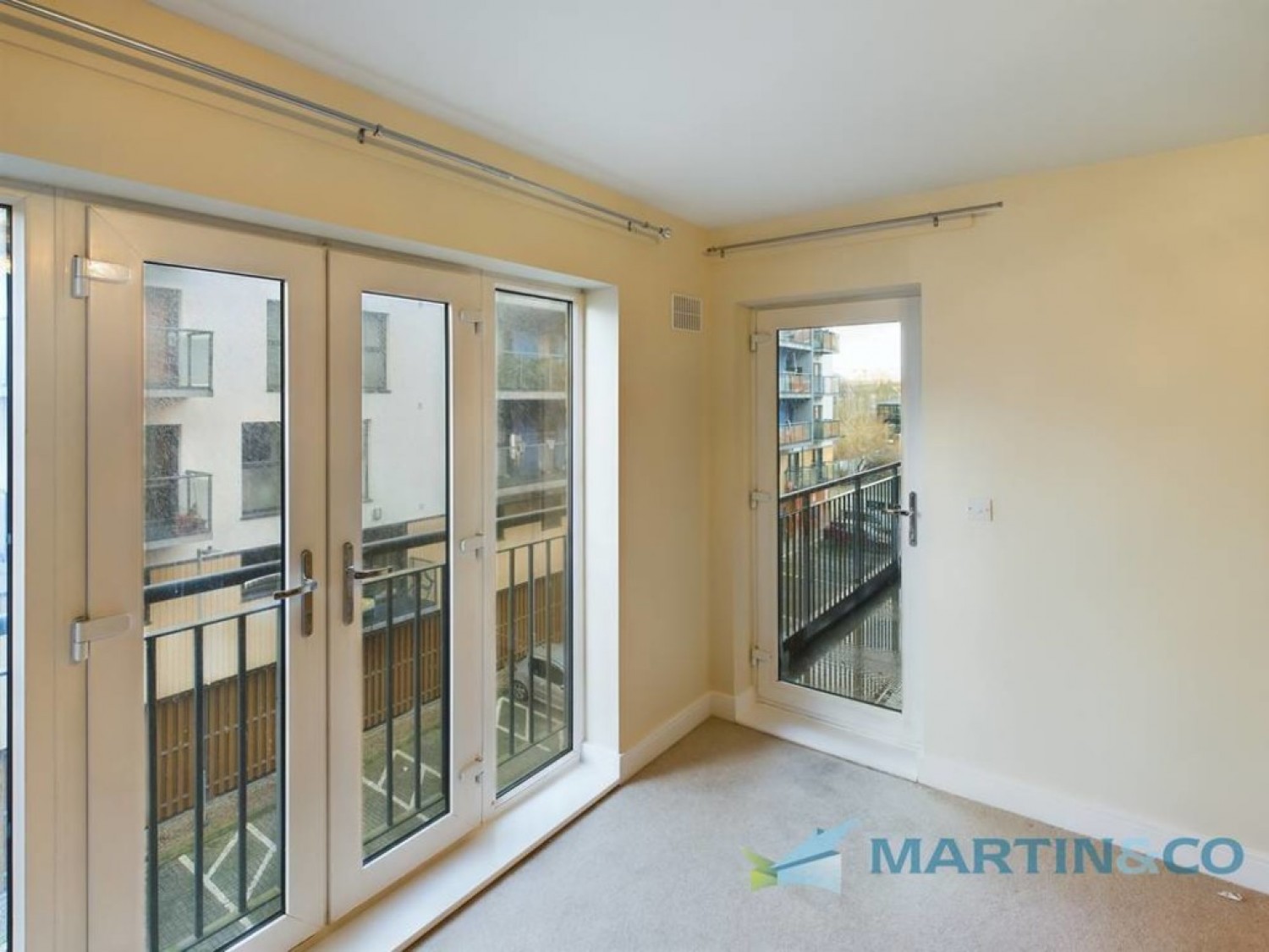 2 bedroom Flat for Letting Cannons Wharf