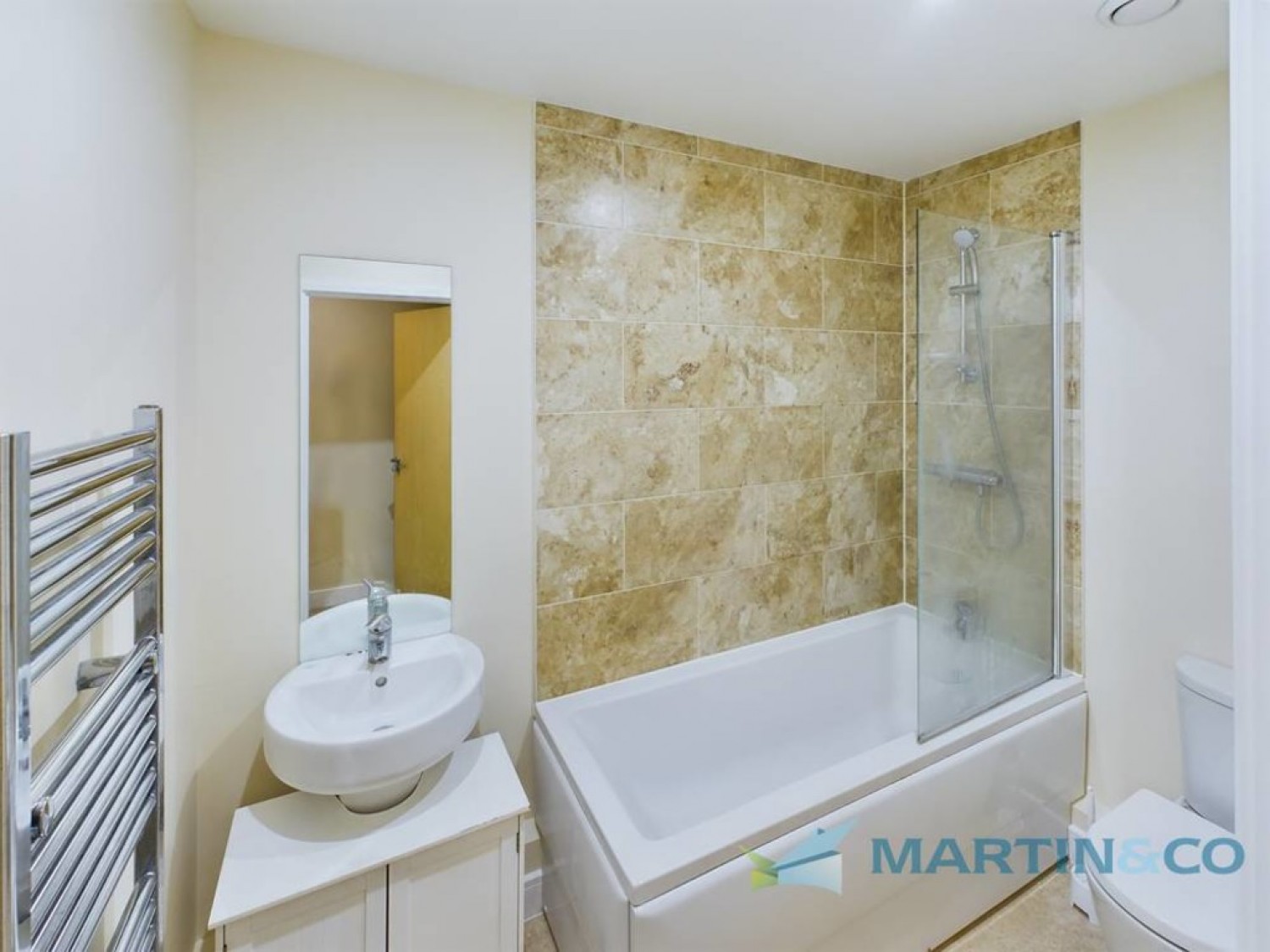 2 bedroom Flat for Letting Cannons Wharf