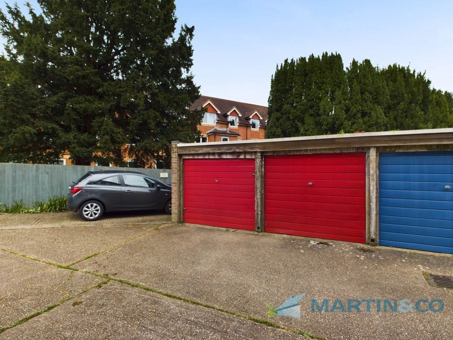 Tulip Tree Close, Tonbridge