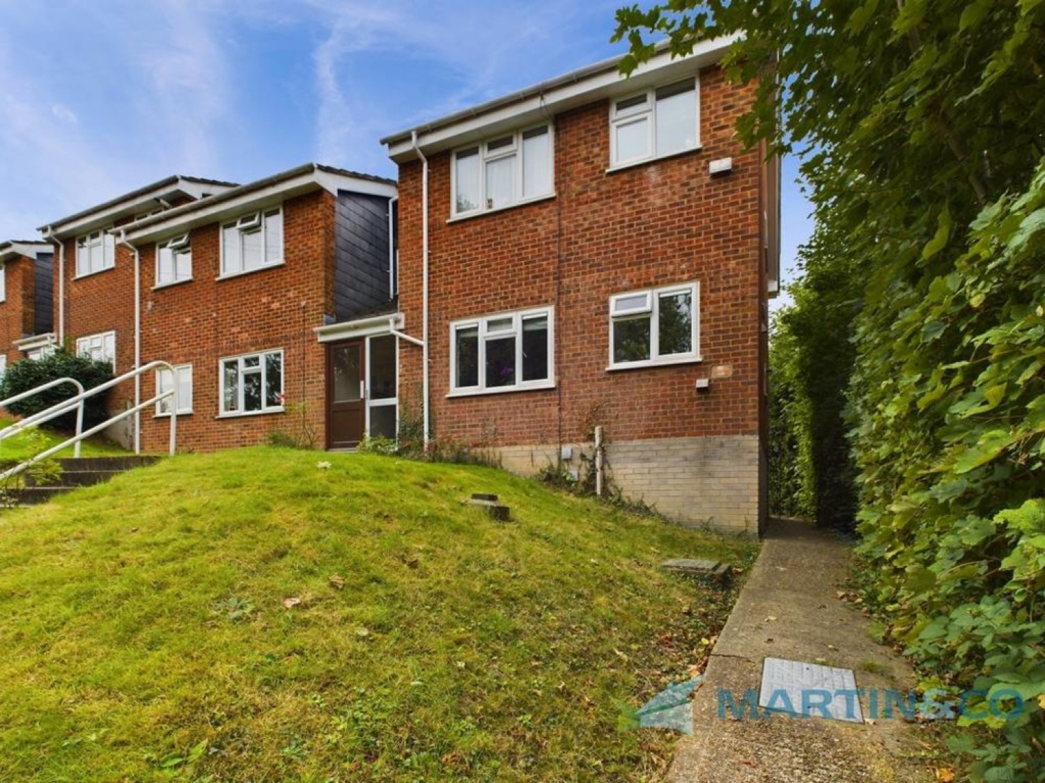 2 bedroom Flat for Sale Welland Road, Tonbridge