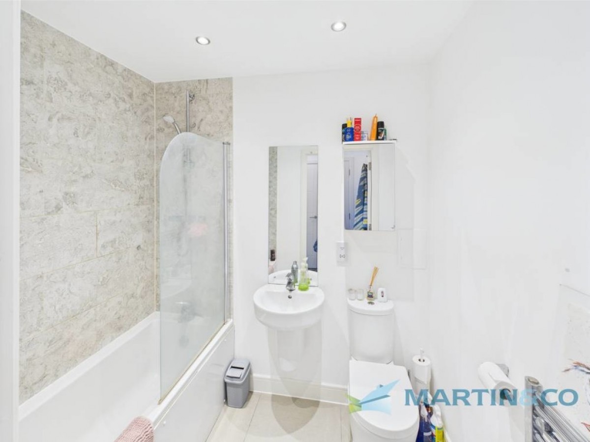Sovereign Way, Tonbridge