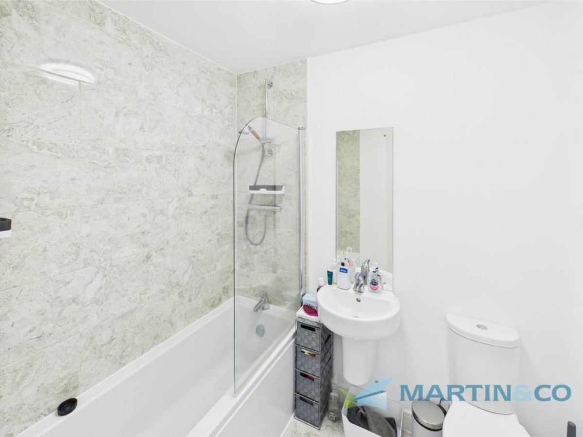 Sovereign Way, Tonbridge
